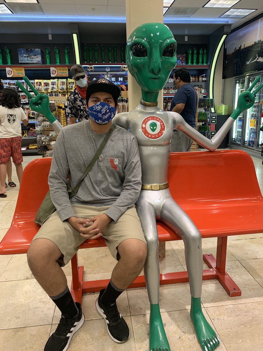 kevin_slayer_'s tweet photo. Aliens #alienjerky https://t.co/AMHarhvz0C