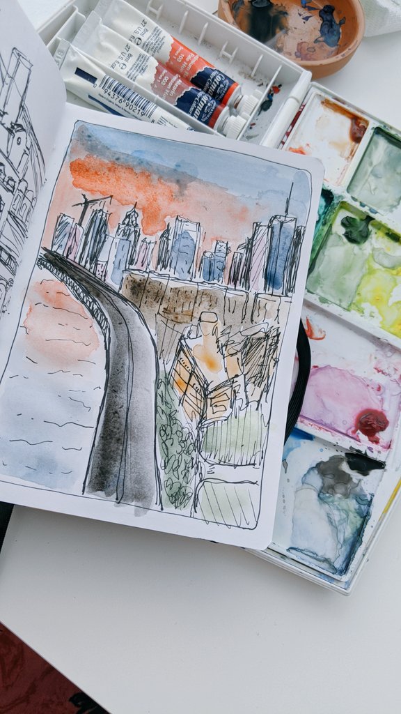 inktangle's tweet photo. Trying out urban sketching.
It seems this paper wasn't suited for watercolours.
#UrbanSketchers #firsttry #illustration #inktangle #sketchbook #doodlersanonymous https://t.co/SAMgK2cm4O