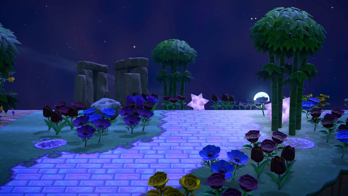 GamingMellybean's tweet photo. The Path at night. A perfect spot to stargaze. #AnimalCrossing #ACNH #NintendoSwitch https://t.co/dZHflj2vA0