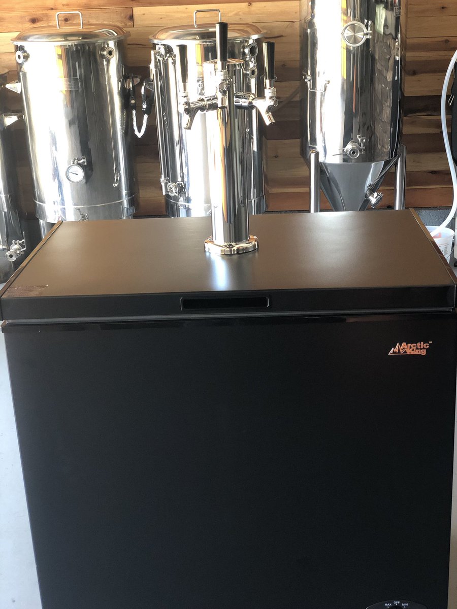 bipolarthreads's tweet photo. Craft day ⚒!! Thought I’d share this DIY project with you all. 
I put together this 3 tap kegerator, holds up to 3, 5 gallon kegs. 
#craftbeer #kegerator #diy #homebrew #chino #3tapkegerator  #bipolarbrewingco #bipolarthreads #bipolarbrewcrew #supportlocalbusiness 
#sunday https://t.co/NaNfHZIjk8
