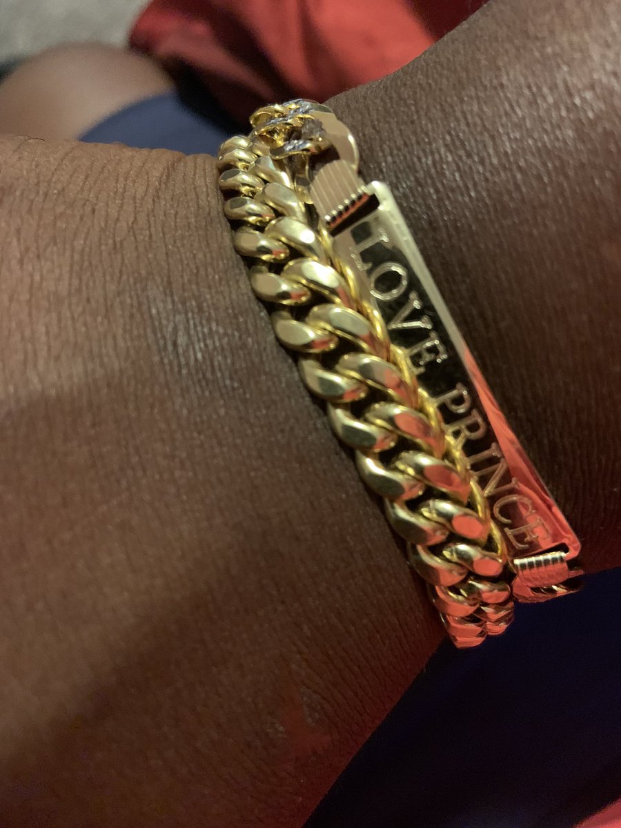 DoobyGifted's tweet photo. S/O to my team #Brothers for blessing me with this priceless gift on my lil big bro #birthday #happybirthday #Prince I truly appreciate it. #LovePrince #bracelet #Love #loyaltyiseverything 08-05-2006 #SipPrince https://t.co/pFViewi280