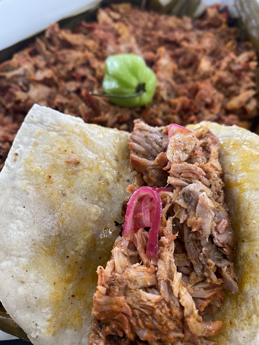 micocinamisazon's tweet photo. Se te antoja un taquito de Cochinita Pibil? Llámanos! Vienes o te la llevamos! Av. Vía Muerta #1585 ó 2294614653. https://t.co/kftyqqbCfI