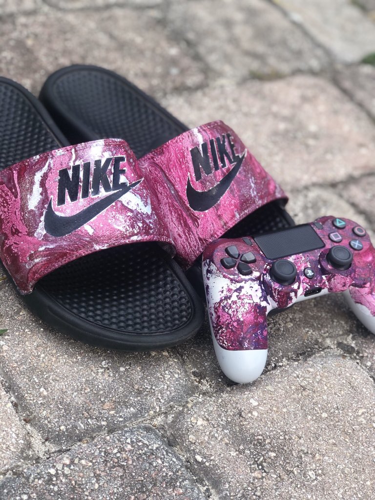 HydroGraphicsL1's tweet photo. For those relaxing nights on the couch gaming #Chill #Gaming #Art #Customization #Hydrodipping https://t.co/dl2UUHzMDl