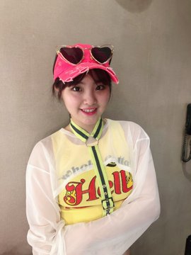 MATT_avex's tweet photo. #ハットの日　#帽子の日　#ぼうしの日　🎩👒🧢
#ONECHANCE　
#一岡杏奈　
#平野沙羅
#久冨愛莉
#西田ひらり https://t.co/anx0eC2ITh