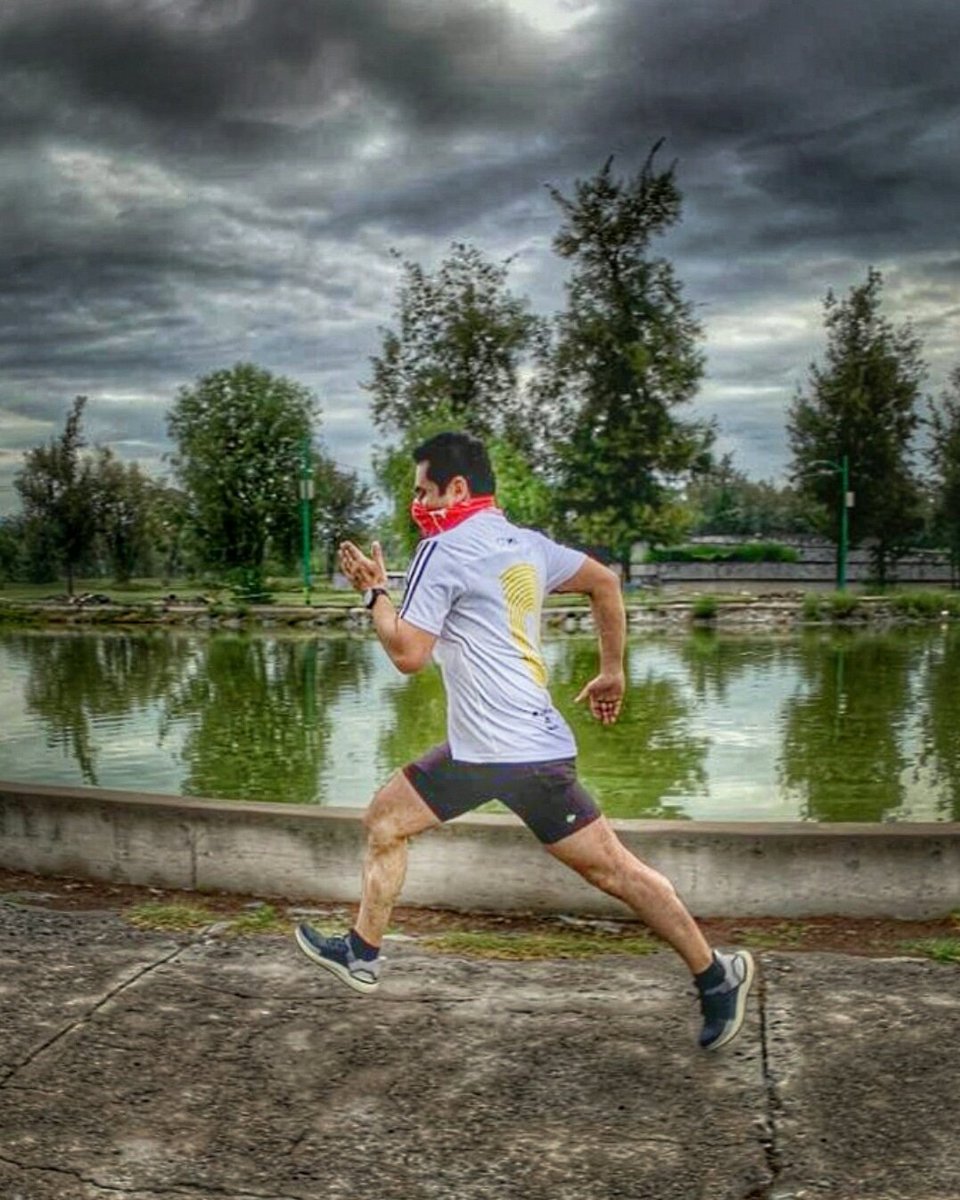 Fulanito_Mx's tweet photo. Coloreando emociones.
.
.
.
#CorreConEmoción #TemploRunner #YoElegiCorrer #PistosPics #QueremosRun #QuieroRun #CorreViveSiente #runcdmx #SoyRunnerMx #InstaRunMX #LoveRunSmile https://t.co/vLYK1tl0eJ