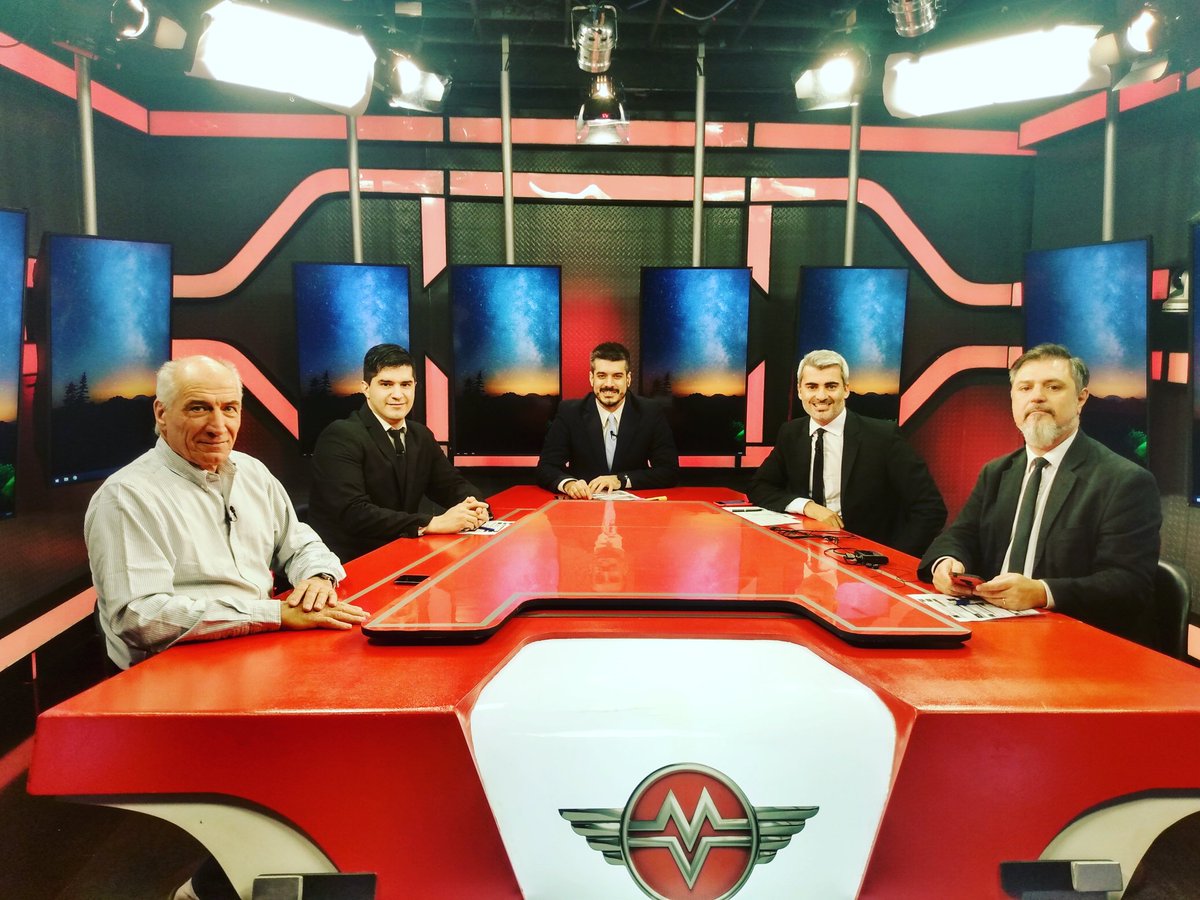 alepueblasok's tweet photo. Tremendooooo hoy @MVELOCIDAD26 🔥🔥🔥🔥🔥

#F1 #NASCAR #MotoGP #FormulaE #COVID19 #TCVirtual https://t.co/p7mIVDP5n3