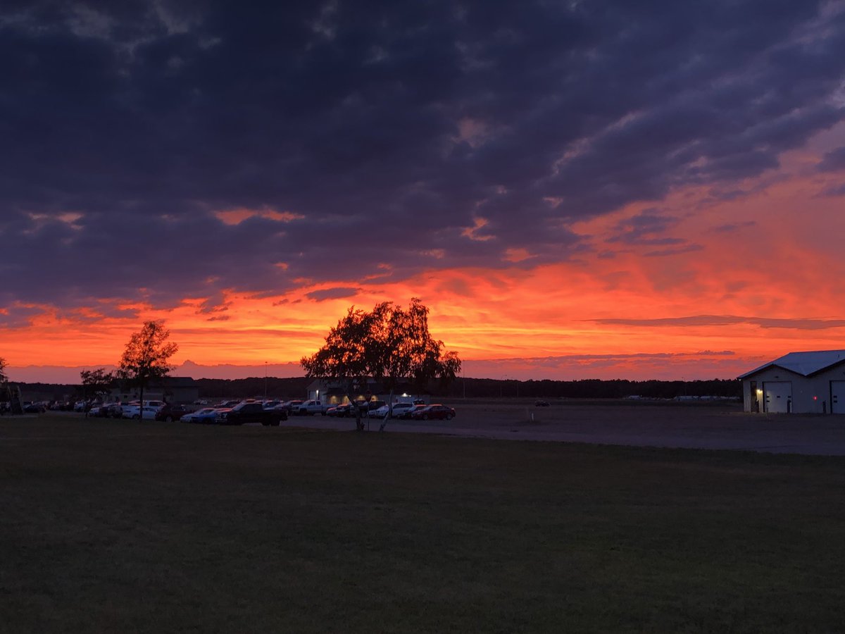 HudellaDTBL's tweet photo. Sunset on day #1 of @United_HL #WarriorCamp for Military Kids at @mncampripley https://t.co/5sPGJ2xfCp