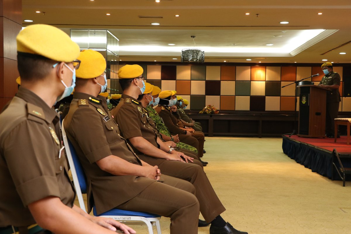relamalaysia's tweet photo. PUTRAJAYA 10 Ogos 2020. 

Perhimpunan Mingguan IPRM. 
Majlis telah disempurnakan oleh YBrs Tuan Muhammad Ridzuan Bin Zawawi, TKPP RELA Malaysia &amp; berlangsung dengan pematuhan SOP PKPP bagi menyekat penularan wabak COVID19. 

#SetiaBerbakti https://t.co/uW6LgAsbjb