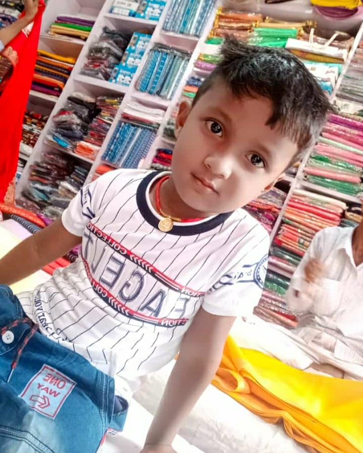 Shubham61396145's tweet photo. Today is your birthday On this special day
today i wish and pray, may you get the lot of
happiness &amp; joy Happy b’Day rajput_prajal🎂🎂🎊🎉 https://t.co/izqRLEz0Fz