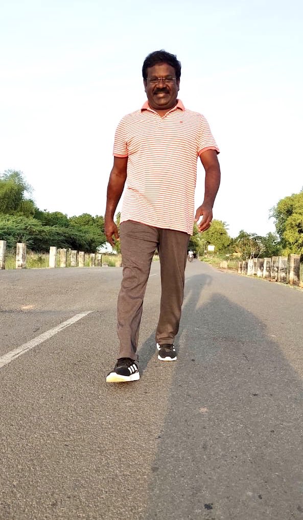 PMKAdvocateBalu's tweet image. இளமைக்கால மலரும் நினைவுகளுடன் எங்கள் ஊரின் பல பகுதிகளில் நடைபயிற்சி செல்வது அளவிலா ஆனந்தத்தைத் தருகிறது.... இராமதேவநல்லூர், நெடேரி,வாழகுட்டை ஏரி, காட்டகரம், மணல்மேடு, மேட்டுத்தெரு, சொக்கலிங்கபுரம், வெண்ணங்குழி, ஒடப்பேரி, சத்திரம் என தொடர்கிறது எனது நடைப்பயிற்சி