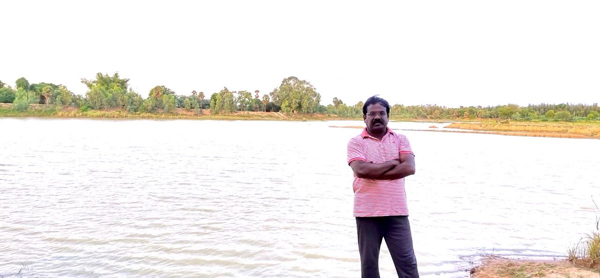 PMKAdvocateBalu's tweet image. இளமைக்கால மலரும் நினைவுகளுடன் எங்கள் ஊரின் பல பகுதிகளில் நடைபயிற்சி செல்வது அளவிலா ஆனந்தத்தைத் தருகிறது.... இராமதேவநல்லூர், நெடேரி,வாழகுட்டை ஏரி, காட்டகரம், மணல்மேடு, மேட்டுத்தெரு, சொக்கலிங்கபுரம், வெண்ணங்குழி, ஒடப்பேரி, சத்திரம் என தொடர்கிறது எனது நடைப்பயிற்சி