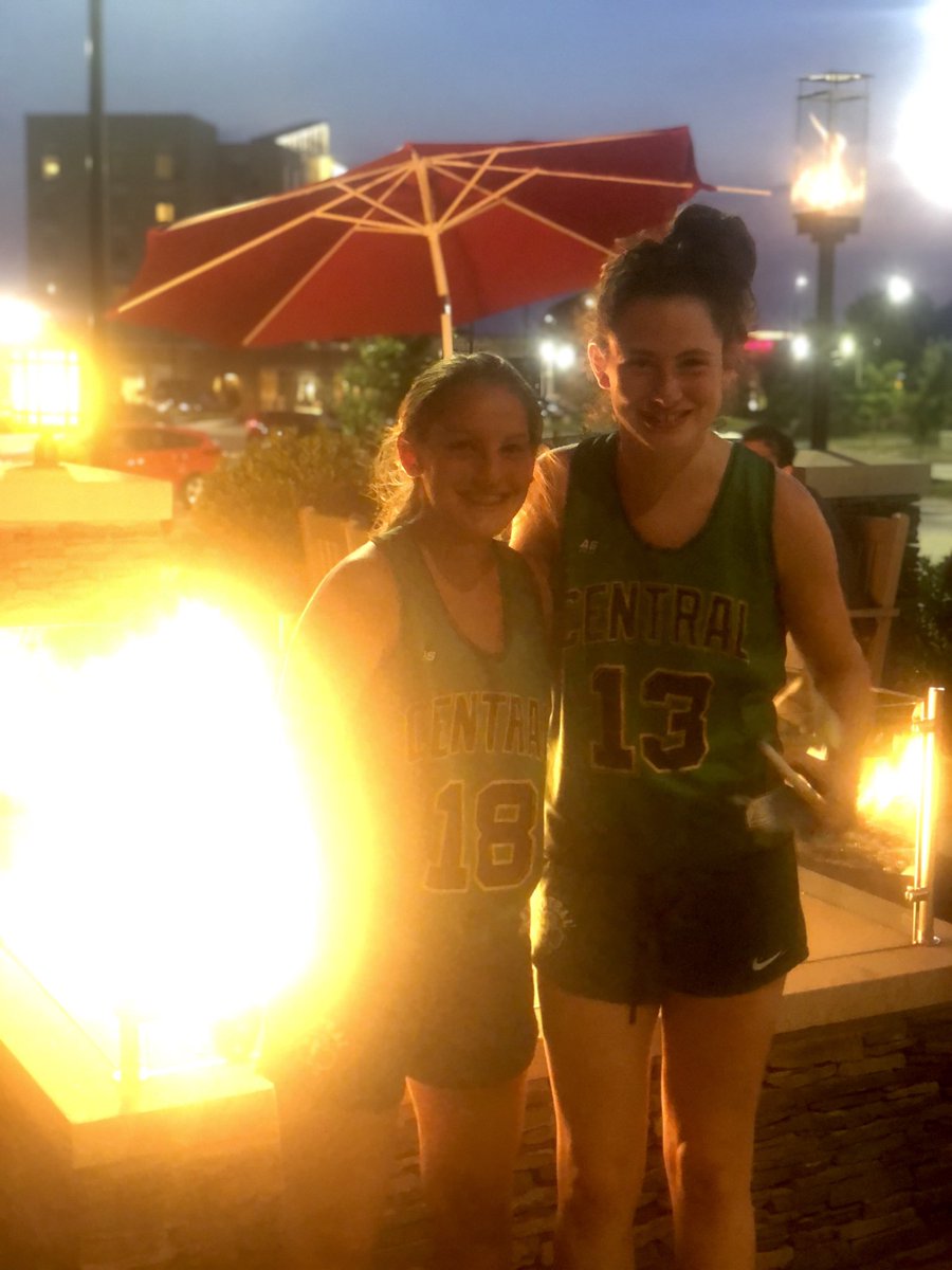 CappyLXC's tweet photo. So proud of our LXC Central crew, winning their 1st ship 🤩☘️🏆 we are so grateful to be a part of the @LXCGirls family 💚🖤 extra sweet having my ✌🏼nieces on the field!! https://t.co/VSJ8Vp515G