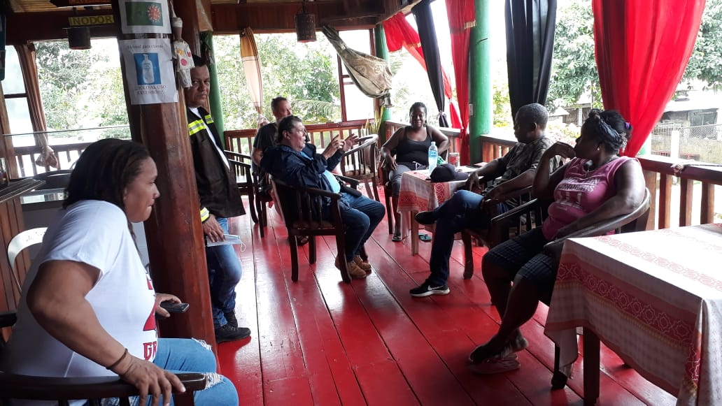 79Trinchera's tweet photo. Comunidades de Orinoco y Marshall Point de Pearl Lagoon Contarán con energía eléctrica las 24 horas, 7 días de la semana. Gobierno Sandinista instalará Plata Fotovoltaica en la Comunidad. Nicaragua seguirá mejorando solo con el gobierno Sandinista. 
#OrgulloPatrio 
#TR79 ❤🖤✌ https://t.co/y37trxiZqx