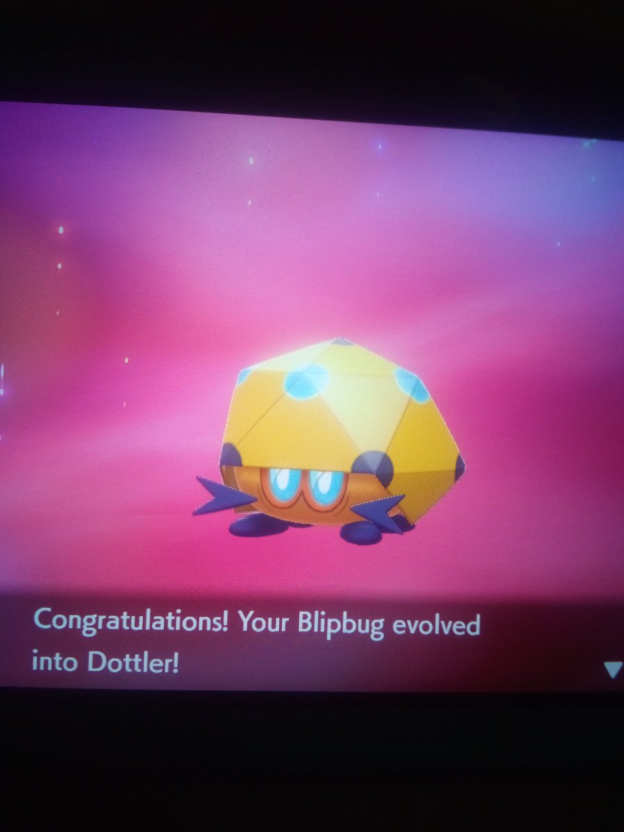 My Galarian Zigzagoon evolved into Galarian Linoone and my Blipbug evolved into Dottler this evening! 