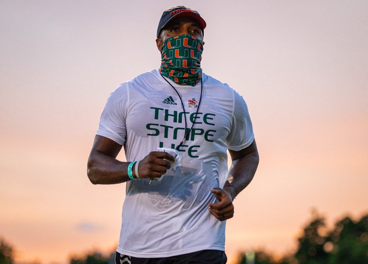 CanesFootball's tweet photo. That Miami sunset hits 𝘥𝘪𝘧𝘧𝘦𝘳𝘦𝘯𝘵. https://t.co/gBA01RAse3