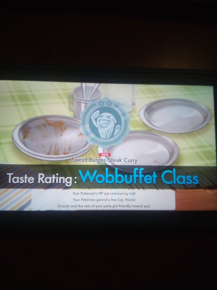 I made curry with Becca and it was a Wobbuffet Class in taste rating. Drizzile was enjoying the Sweet Burger-Steak Curry as well! 