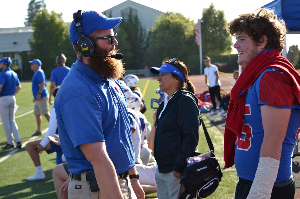 westcoastpreps_'s tweet photo. Matthew LemMon took over the Tamalpais football program as a young 26-year-old. Today, he has the Red Tailed Hawks flourishing and ready for more in Marin County. Read more tomorrow at https://t.co/7RPGWmgJSY https://t.co/q1yWo98fAj