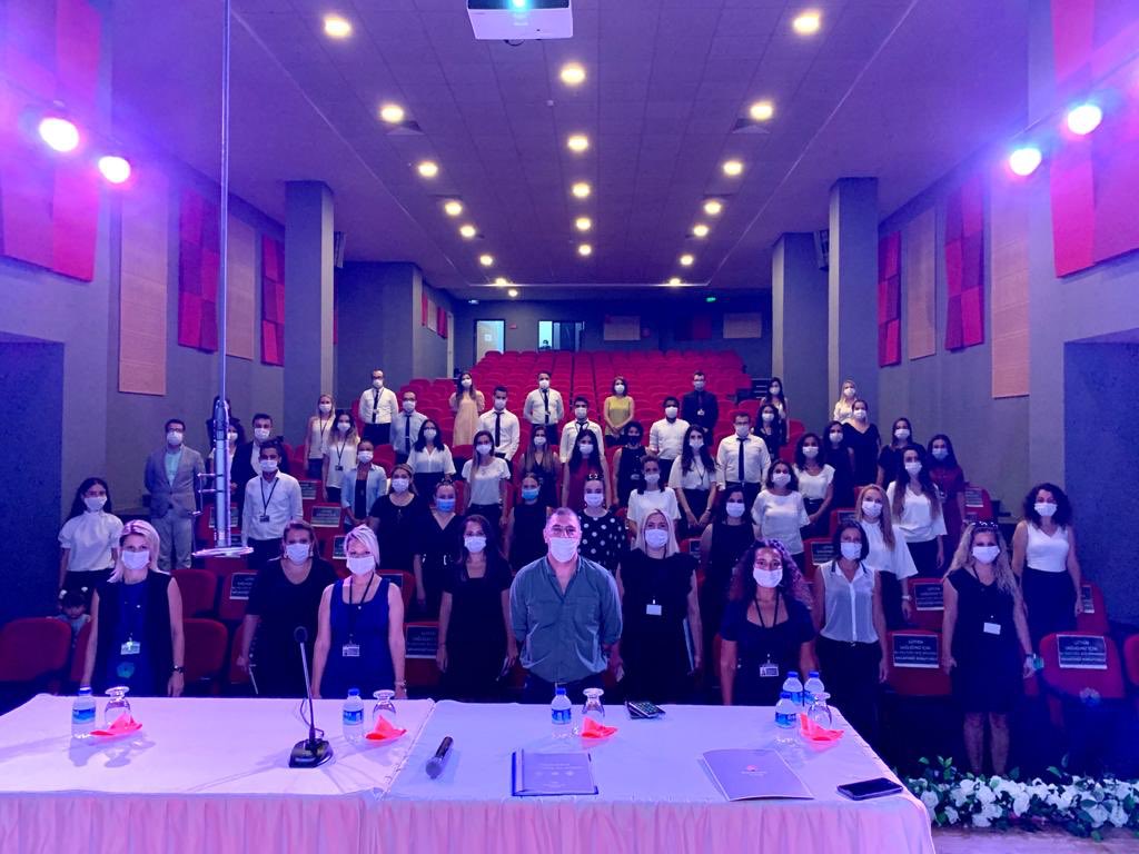 2020-2021 Eğitim - Öğretim yılı için ilk Genel Kurul Toplantımızı gerçekleştirdik. Tüm öğretmen ve öğrencilerimize sağlıklı, mutlu, başarılı bir yıl diliyoruz. 
#bizhazırız #birliktebaşaracağız #bahçeşehirkoleji