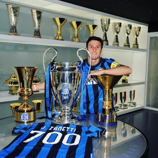 HAPPY BIRTHDAY, JAVIER ZANETTI!
Legend      