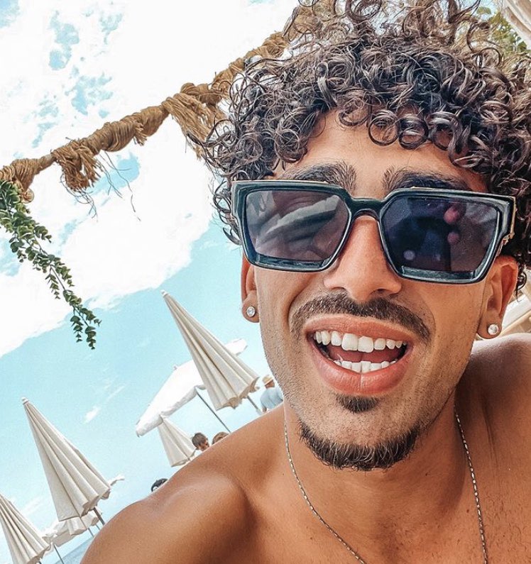 man34100 tweet media