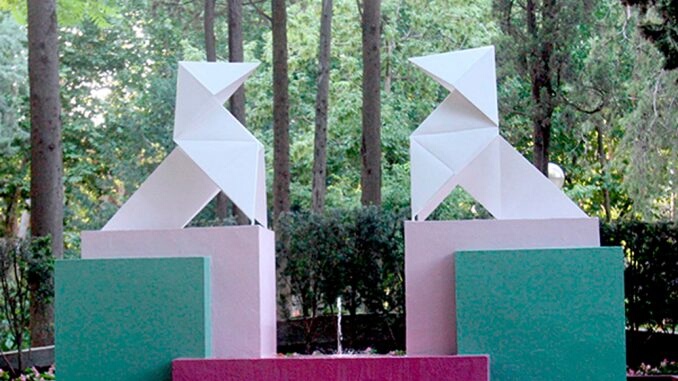 PodemosHuescaOf's tweet image. A pesar de estos días que serían festivos para tod@s y que por razones de salud, tenemos que quedarnos en casa, esperando al 2021 para celebrar las fiestas. 
Queremos desear unas felices #fiestas a nuestra querida ciudad #Huesca y a sus gentes.