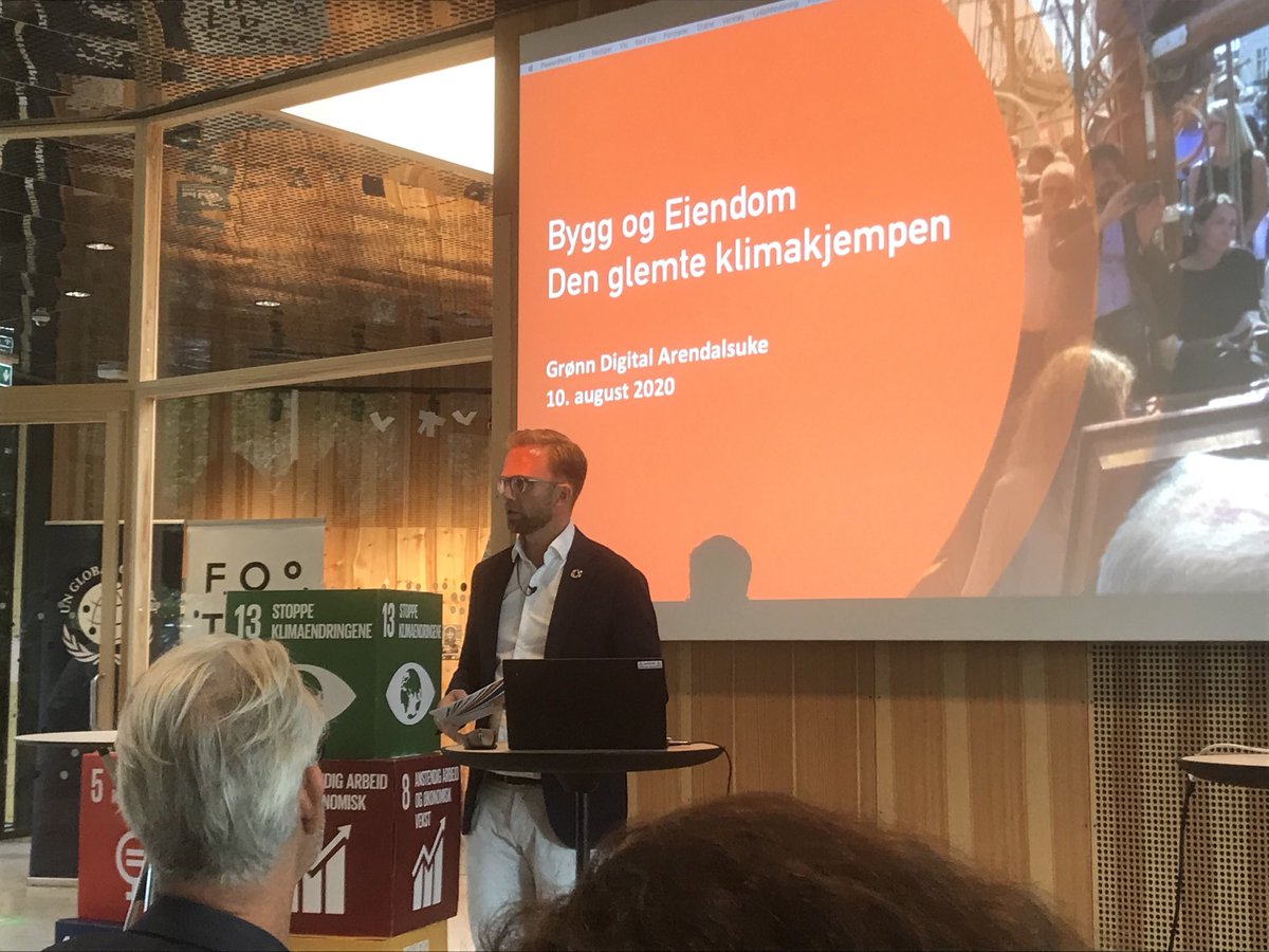 Nicolai Astrup om bygg og anleggsbransjes rolle i det grønne skiftet. Arr. 2 av 20 under Grønn digital Arendalsuke på #klimahuset ved #naturhistoriskmuseum ⁦<a href="/UniOslo/">Universitetet i Oslo</a>⁩