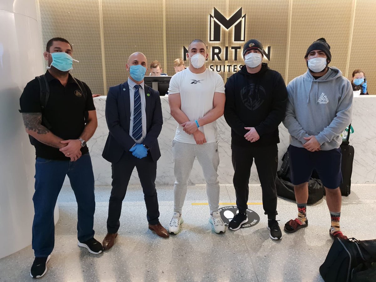 Robert Whittaker tweet media