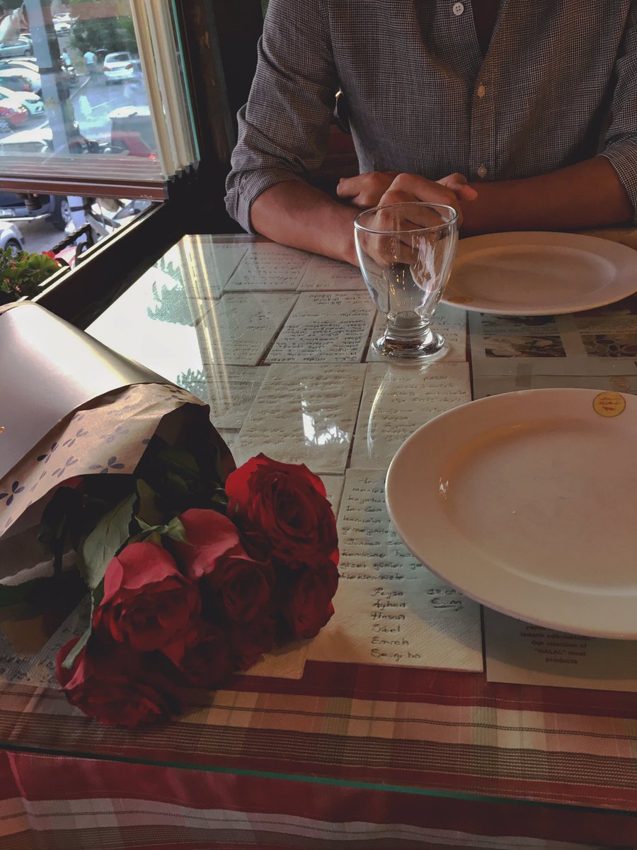 very berry tweet media