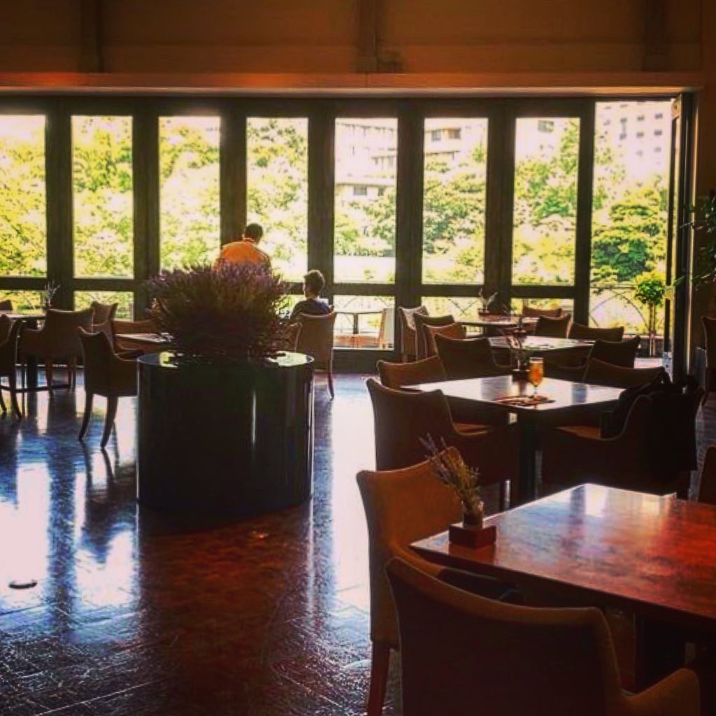 sooon_co_jp's tweet photo. 【白金】都内屈指のテラス×グリーン

Thrush cafe（スラッシュカフェ）/八芳園

白金台駅から徒歩1分。 https://t.co/FaLK4dxLDA
