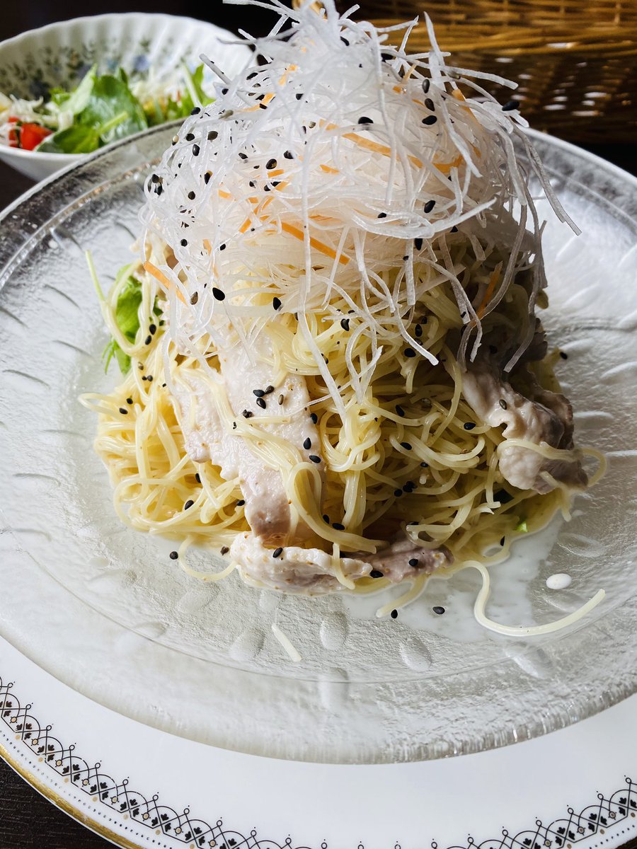 浩峰 鶴岡市美咲町にある ゆう和 でランチ 夏季限定 豚バラ肉のゴマしゃぶ風冷製パスタ をいただきました 食の都庄内