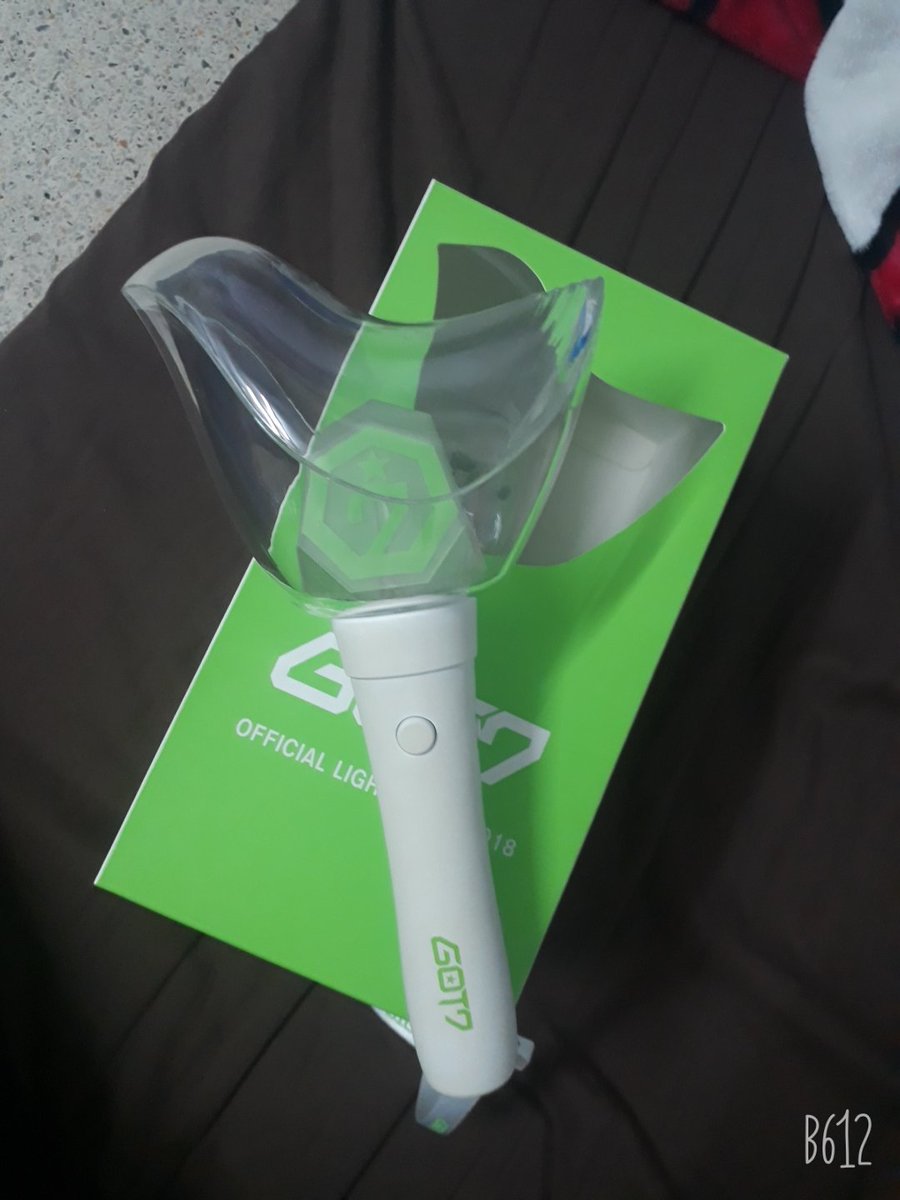 WoonSung126's tweet photo. #ขายของสะสมกัซ
#อากาบงเวอร์2
#ตลาดนัดอากาเซ่got7 
#ขายอากาบงเวอร์2
#GOT7
ขายจ้าชื้อมา1,700
ขายต่อ1000
ใช้ไปแค่1ครั้งเองจ้า 
#TH_IGOT7TEAM https://t.co/GpNBYPUalU