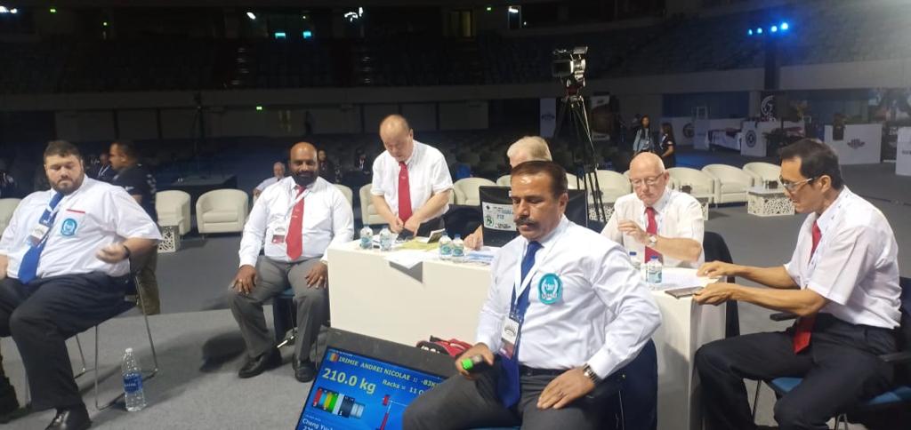 PI_Powerlifting's tweet photo. Satish Kumar (Secretary, PI) officiating as Jury and Referee @ World Open Powerlifting Championship 2019 @ Hamdan Sports Complex, Dubai, UAE https://t.co/eXrxVSRzRm