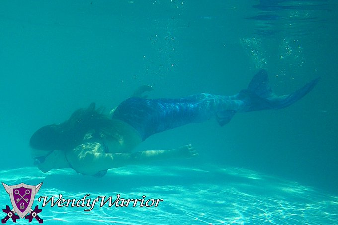 I love swimming as a mermaid. Not spreading my legs is very exciting. https://t.co/cT01o0IUR1<a href="/tag/clip"class="tags"><span>#clip</span></a><a href="/tag/tapebondage"class="tags"><span>#tapebondage</span></a>