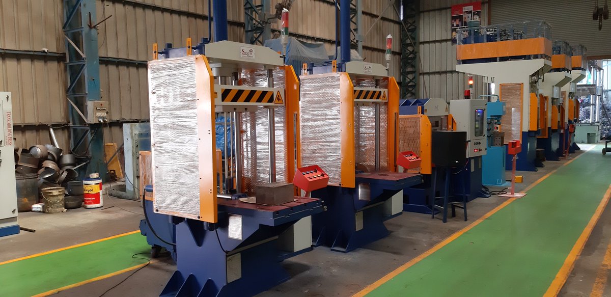 SantecExim's tweet image. #SantecMachines Standard Machines are always available in stock. Hassle free Quick Delivery &amp;amp; Installation process.

We believes in delivering quality products on time.
#HydraulicMachines #BandSawMachines #RubberMachines
visit us santecindia.com or call us +91 9811664677.