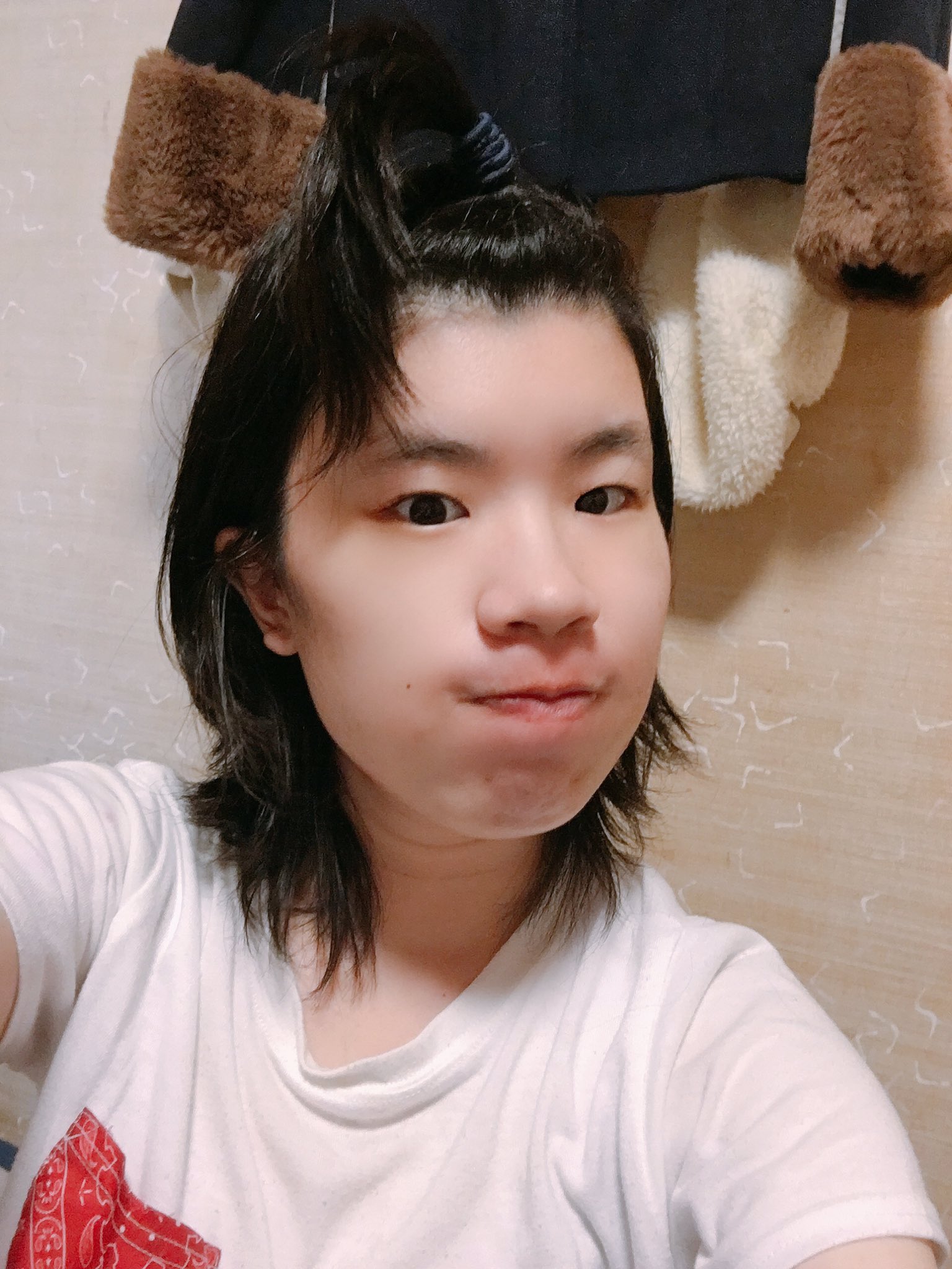 Rio 犬系女子 もうちょっとで理想のおでこになりそうなんだけど てかねおでこ広い人って可愛くない 凝視してしまうくらい可愛いんだけど 失礼 ネタにしておこう T Co Cv6gnpes8u Twitter