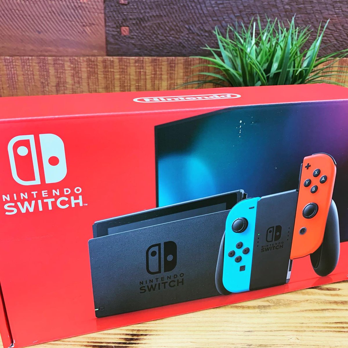utecstore's tweet photo. We”re back at it again U-tec family with a NEW Nintendo Switch giveaway (more devices to be added)✔️These are sold out everywhere but we got one for the lucky winner on a live drawing September 4th 2020 ‼️ To Enter: Follow/Tag/Shoutout @u_tec on Instagram. https://t.co/fVmhM9VEyf