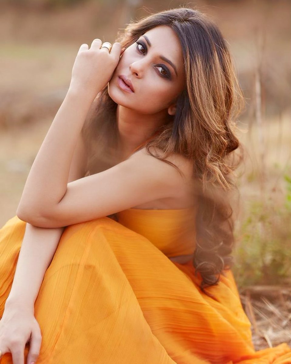 Day 10 - favourite photoshoot #jenniferwinget  #beyhadh  #beyhadh2  #bepannaah  #CodeM  #MayaAgain  #Saraswatichandra  #Maya  #DillMillGayye