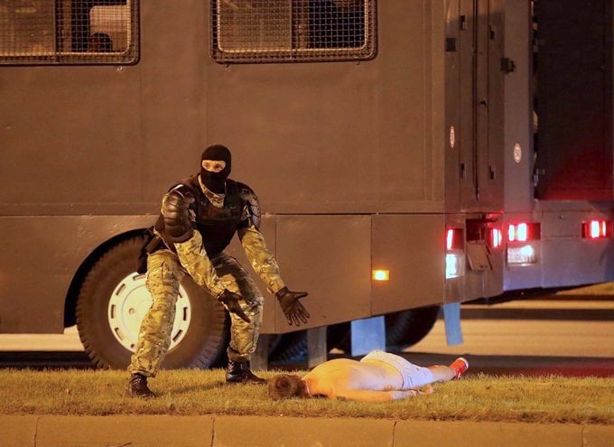 djbelgrado's tweet photo. Minsk gisterenavond. Fotograaf onbekend. https://t.co/GBjIukCqv8