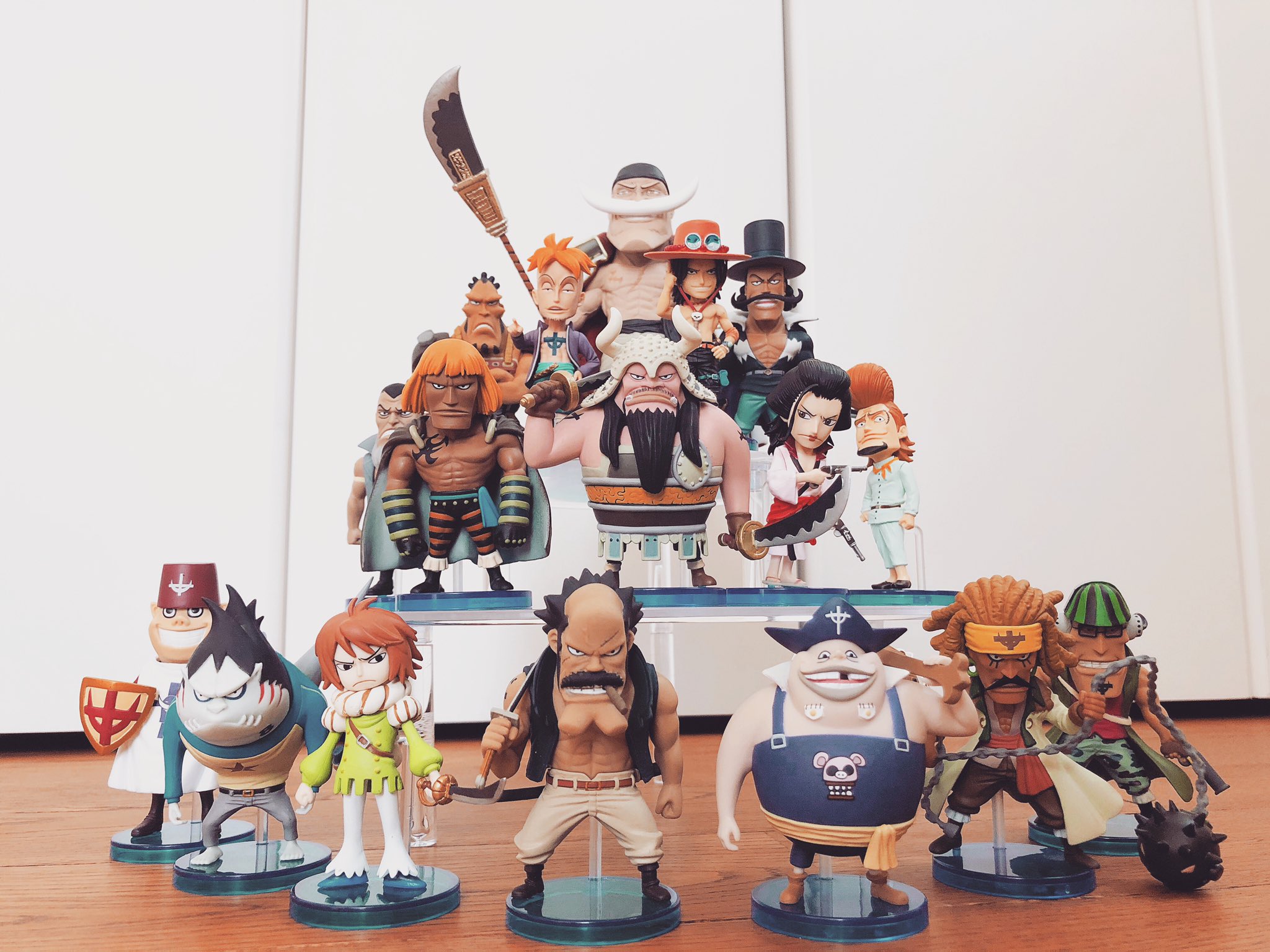 ONE PIECE 白ひげ海賊団 全種17体セット ワールドコレクタブル