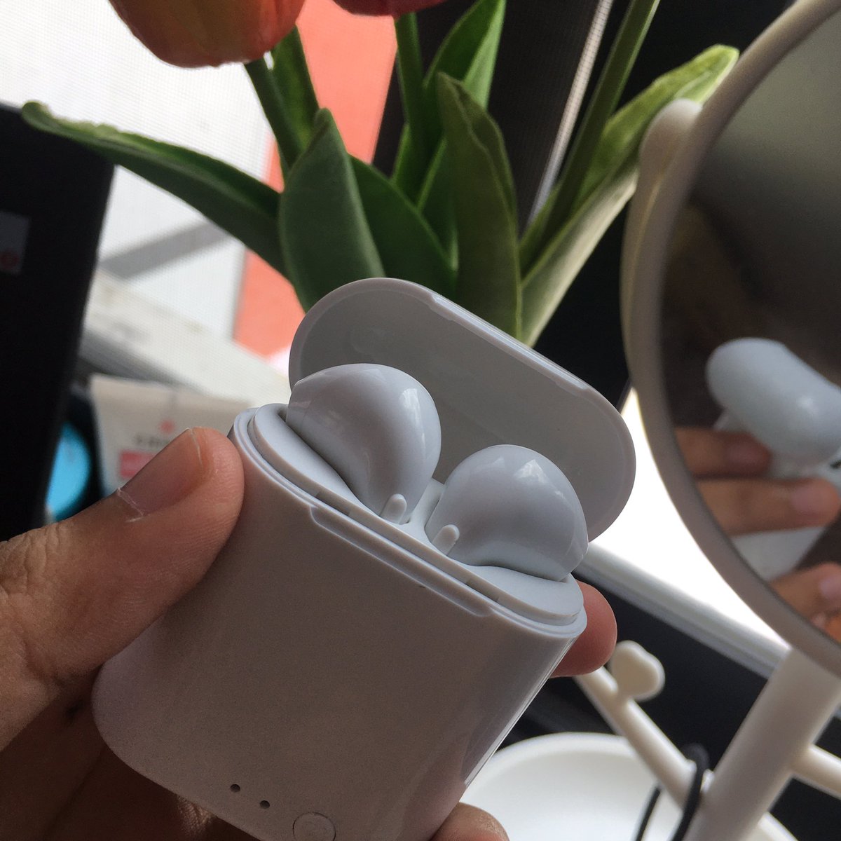 msktyy's tweet photo. หูฟังบูทูธ รุ่น i7s mini
ใช้งานไม่กี่ครั��ง ส่งต่อ 150฿ รวมส่ง
#ขายของ #ส่งต่อ https://t.co/vbyJBqWr6F