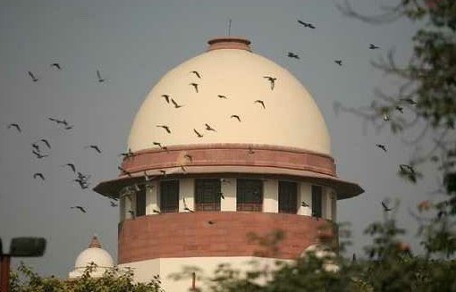 masuforjustice's tweet photo. SC Update- Matter is adjourned till 14th August.
In this matter,UGC going to file reply tomorrow on the affidavit submitted by State of Maharashtra & Delhi.
This matter is turning towards State autonomy.
Adv.@SiddharthSIngle
TEAM MASU✊
#MASUinSC4Students #StudentsInSCForJustice https://t.co/161A4SgS4m
