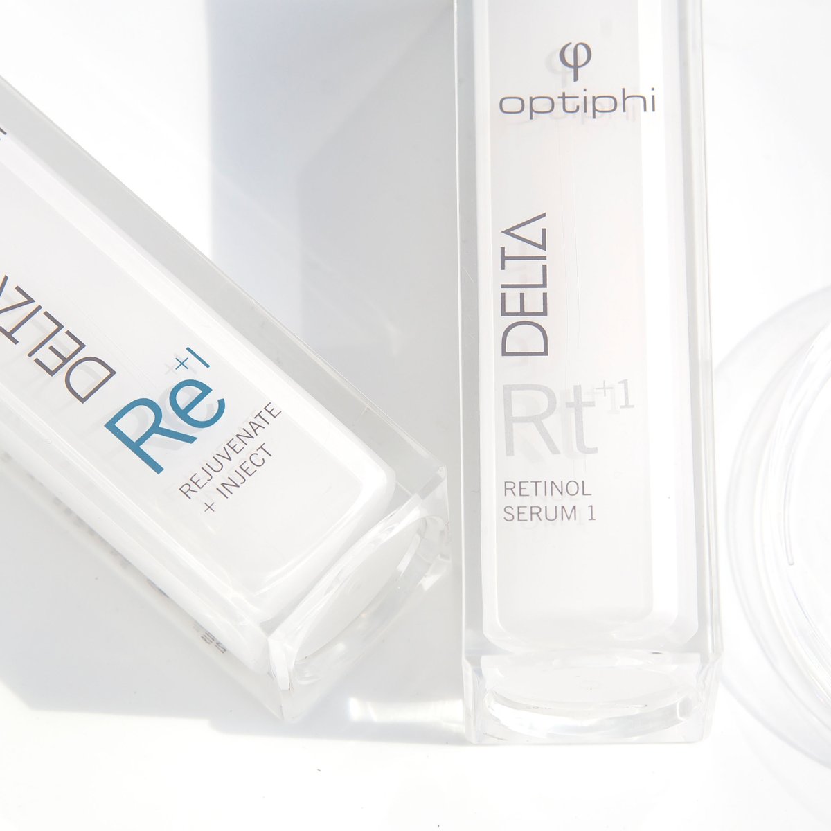 As global life expectancy increases, many patients are searching for more aggressive aesthetic procedures to maintain a youthful appearance. Invest in the optiphi DELTA Retinol 1 or DELTA Rejuvenate + Inject serum for a 3-dimensional anti-aging  treatment. #longevity #antiaging