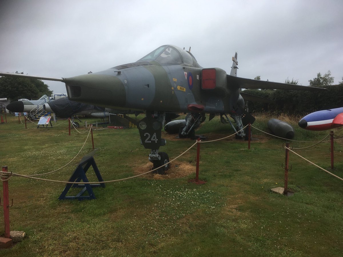 916speed's tweet image. #avgeekchallenge