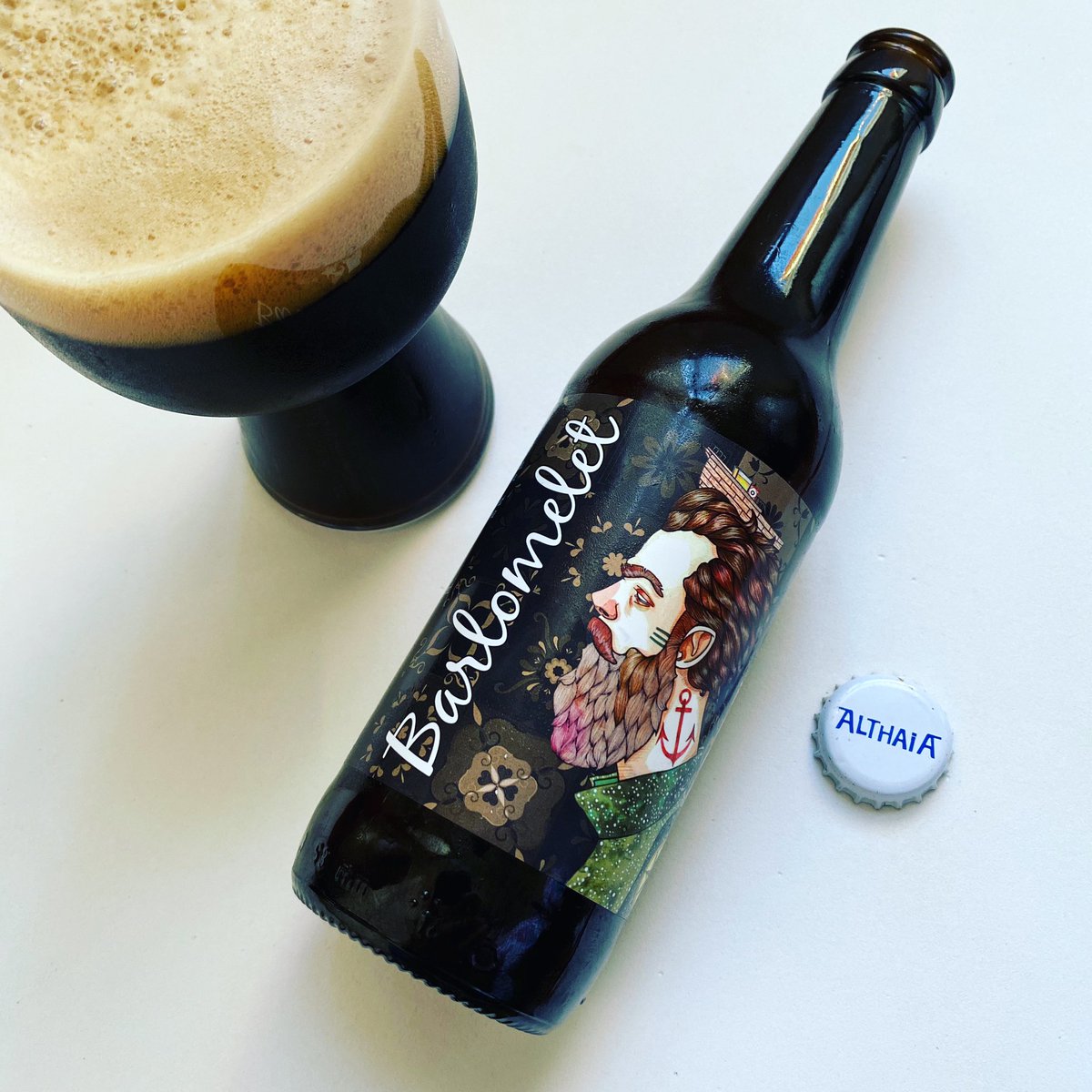 La Cerveza del Viernes en YouTube,
Barlomelet de @Althaiartesana &amp; <a href="/H2OLBrewing/">H2ÖL Brewing Co.</a>
youtu.be/Z6RxwpMosjw
#InternationalBeerDay
#DiaInternacionalDeLaCerveza