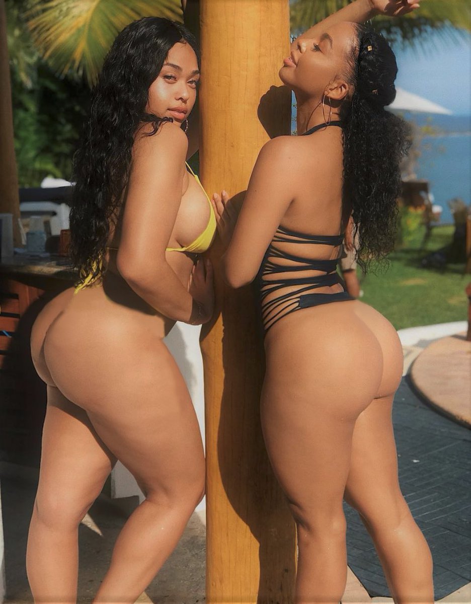 Toboat45's tweet photo. Jordyn Woodsand her friend #JordynWoods https://t.co/OZ540glDXI
