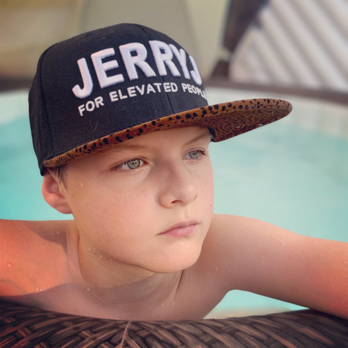 Leanne_Howarth's tweet photo. @jerryjclothing @LuckySevenPR @RaffleClubUK #jerryjclothing #MondayMotivation #mondaythoughts https://t.co/Af56Ungka1