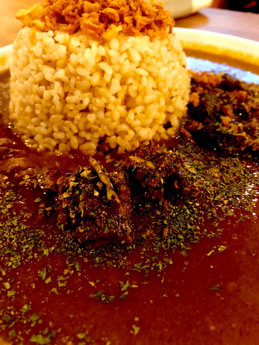 ONIGIRINO2RI's tweet photo. カレーライスを食べるとどんな状況でも一旦ホッとする https://t.co/9cefOgcVPk