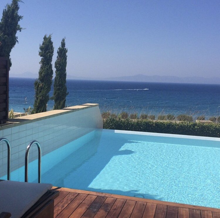 EliteSuitesRHO's tweet photo. Kalimera! ☀️ Morning views today...
#MondayBlues #EliteSuitesRhodes #EliteSuites #privatePool #piscineprivee #privatpool https://t.co/Y32dOaCcxW