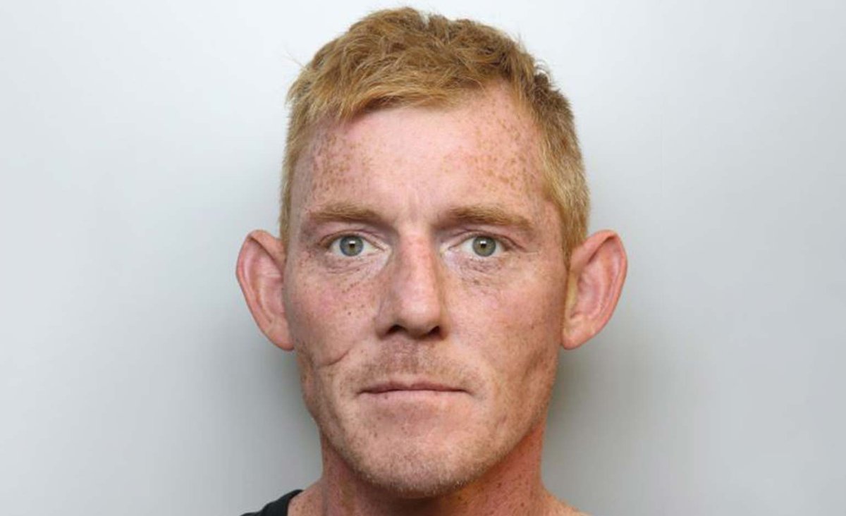 BathEcho's tweet photo. Police appeal for help to trace wanted man who may have travelled to Bath https://t.co/inQBDtZY9p https://t.co/ovfKI4O7Gb