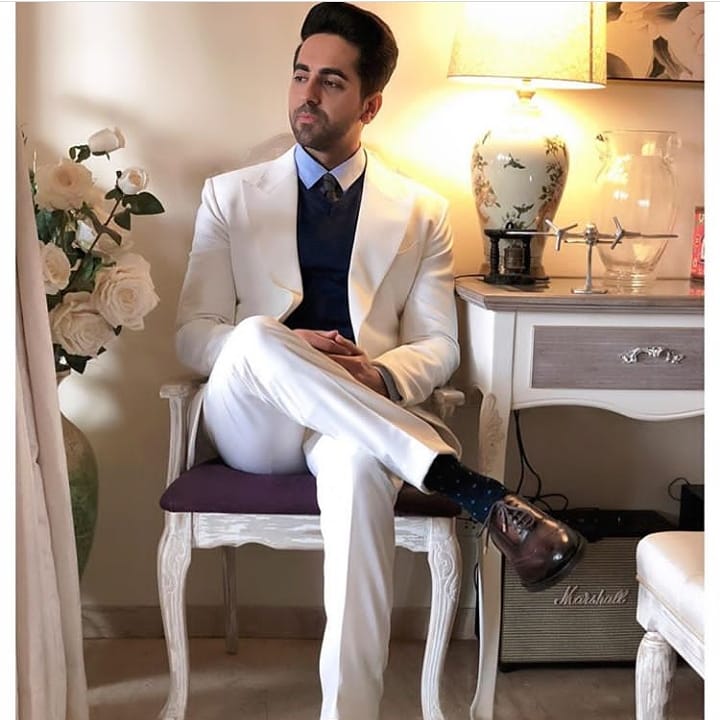 FanAyushmannk's tweet photo. You're our Idol @ayushmannk ❤️ #WeLoveYouAyushmannKhurrana https://t.co/Od4VNPzESQ